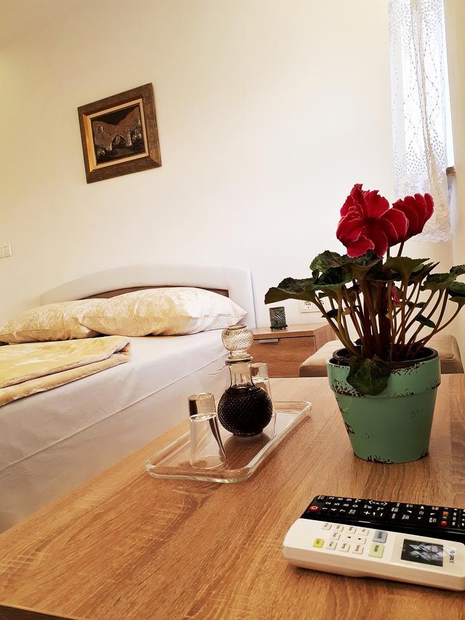 Frida Apartment موستار المظهر الخارجي الصورة